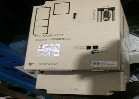 Yaskawa SGDB-07ADM AC SERVO AMPLIFIER 200V 0.7KW Контроль положения скорости крутящего момента