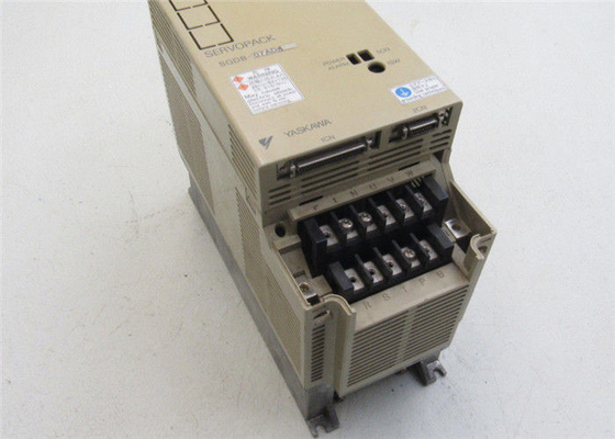 Yaskawa SGDB-07ADM AC SERVO AMPLIFIER 200V 0.7KW Контроль положения скорости крутящего момента
