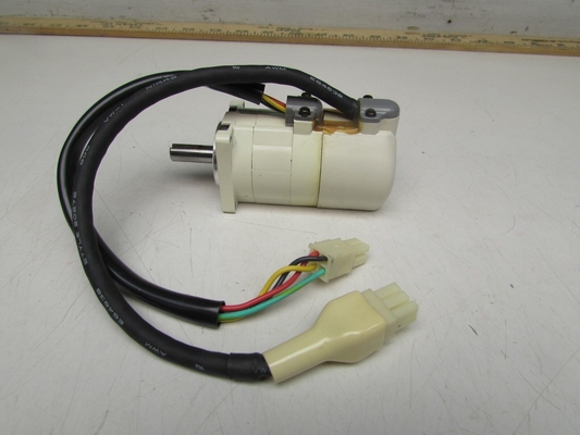 Panasonic MSM MOTOR 0,32 Нм MSM5AZJ2QX Серводвигатель переменного тока 3-фазный 200 В