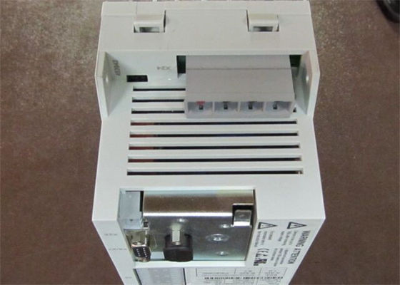 Lenze ECSCA008C4B ВХОДНАЯ МОЩНОСТЬ СЕРВОПРИВОДА: 2/PE 0–565 В пост. тока / 675 В, 8 А