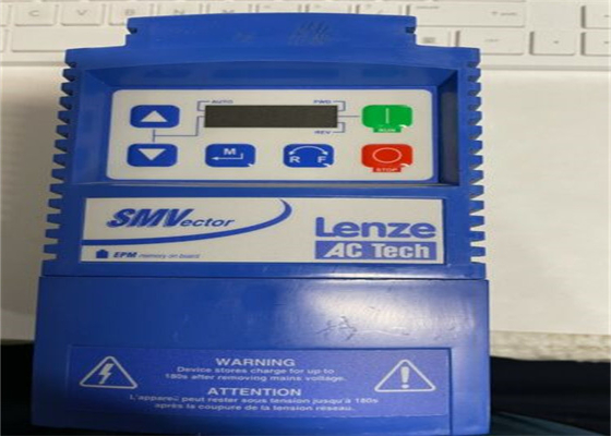 ПРИВОД Lenze ESV371N01SXB 0,37 кВт СТАНДАРТНАЯ КЛАВИАТУРА 120 В ПЕРЕМЕННОГО ТОКА (УДВОЕННЫЙ ВЫХОД) ИЛИ 240 В ПЕРЕМЕННОГО ТОКА