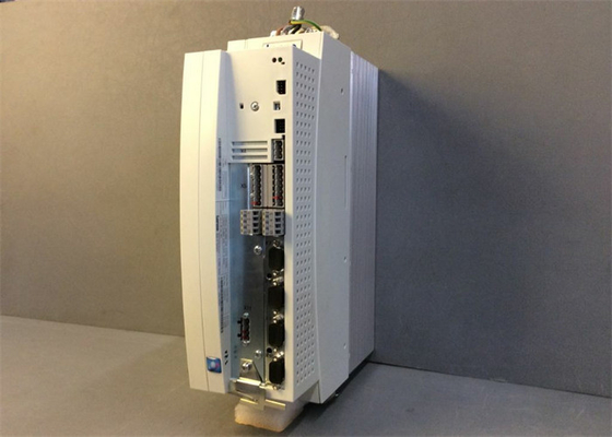Lenze EVS9323-ETV004 СЕРВОКОНТРОЛЛЕР СЕРИИ 9300 400/480 В ПЕРЕМЕННОГО ТОКА 1,5 КВТ (2 л.с.) ТЕХНОЛОГИЯ СЕРВОПЛК