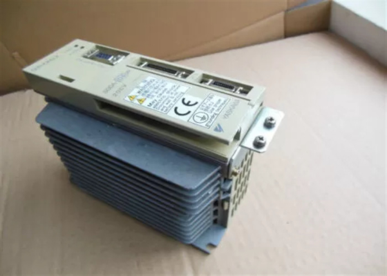 SGDA-04VP Яскава Новые промышленные сервоприводы оригинальная коробка