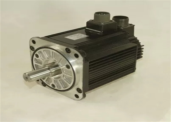 Yaskawa SGMG-05A2A Промышленный сервомотор оригинальный Новый в коробке