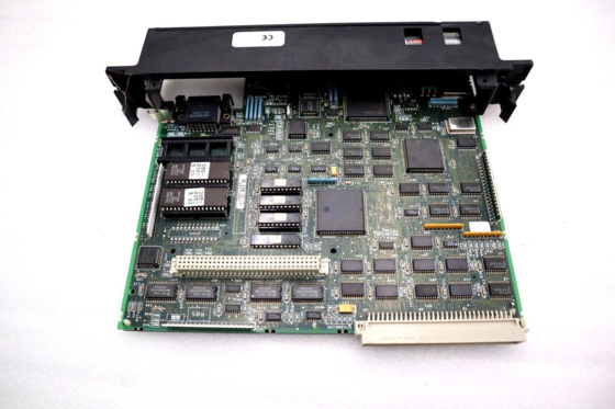 GE Fanuc IC697CPU731 Расширяемый модуль ЦП Однослотовый 512 входов и выходов