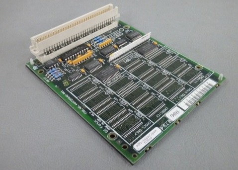 GE Fanuc IC697MEM713 ПЛК Модуль памяти управления машиной Серия 90-70 CMOS