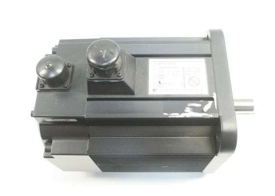 YASKAWA USAFED-15-HG11 Сервомотор 2000 вращений в минуту