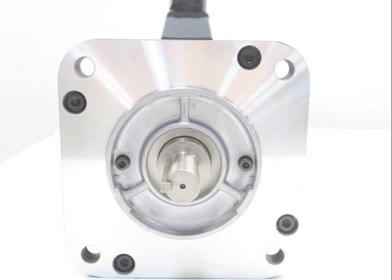 YASKAWA USAFED-15-HG11 Сервомотор 2000 вращений в минуту