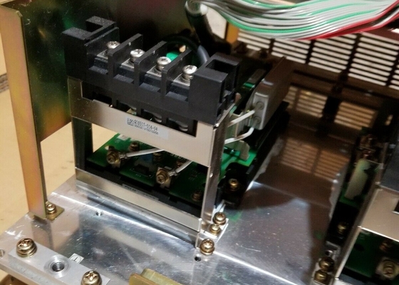 YASKAWA CACR-2E-NJ1 AC DRIVE контроллер Компоненты промышленного класса