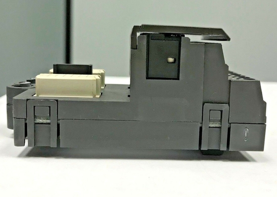 Модуль входного сигнала 8CH EMERSON VE4002S1T1B2 24VDC изолировал с терминальным блоком