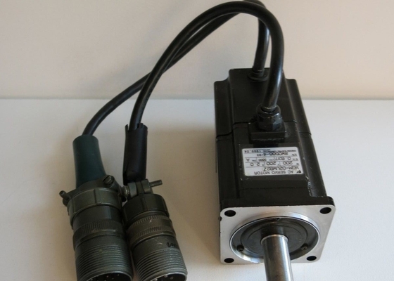 YASKAWA SGMPH-15A1A-Y11 Мотор AC SERVO SIGMA II 1.5KW B/T AXIS SK45X