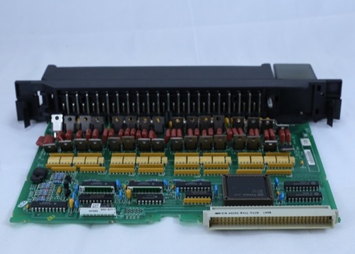 GE Fanuc IC697MDL350 Дискритетный входный модуль 120 V AC Speedtronic Mark V