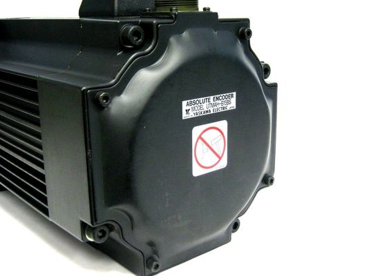 USAFED-22-HL11 Yaskawa AC Servo Motor совершенно новый в оригинальной коробке
