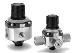 SMC SRM4011-04 Contamination Controlled Regulators  Pulsation Suppression Valve