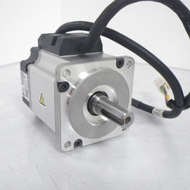 OMRON R88M-GP10030L-BS2 AC Servomotor , With INC Encoder Flat-Style 100W , 100 VAC , With Key / With Brake , 3000rpm