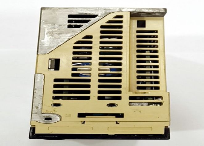 SGDS-02F12A Яскава Промышленные сервоприводы Новый оригинал